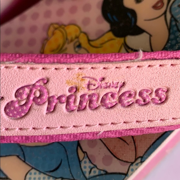 4/$20 Disney Princess Platform Flip Flops - Picture 5 of 8